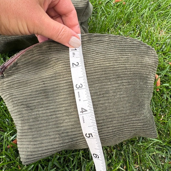Olive Green Corduroy Pouch Set - Picture 7 of 7